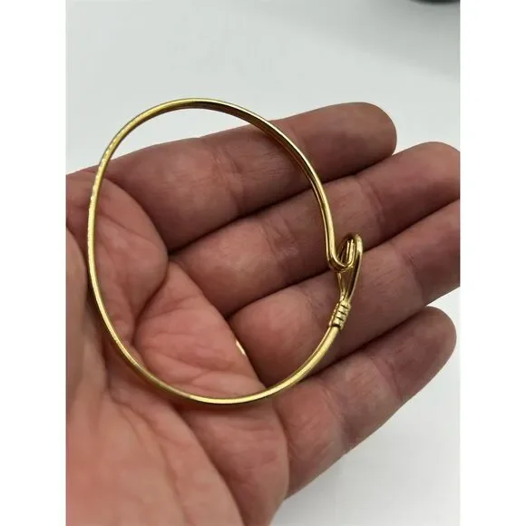 Gold Plated Knot Bangle Bracelet Fashionable Design - Picture 3 of 4